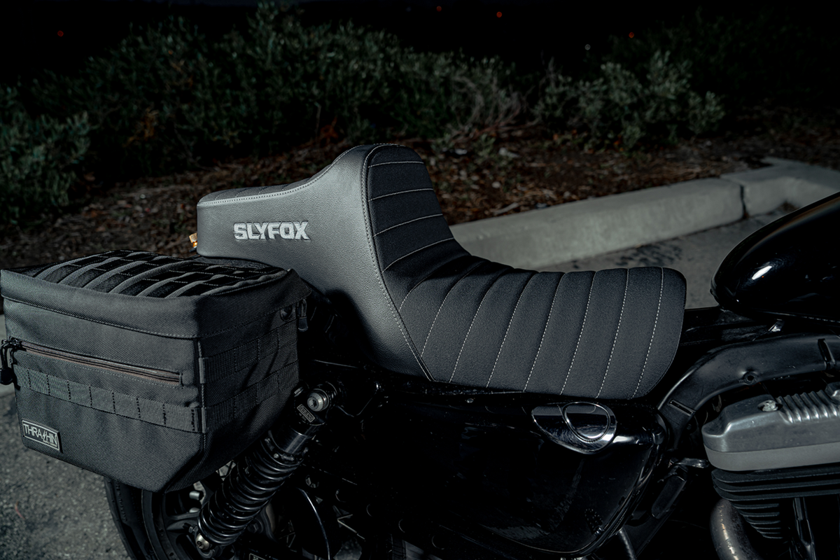 Slyfox High Noon Seat – Vinyl – Classic Stitch – Silver Logo – Silver Stitch – XL '04-'22 – view 8