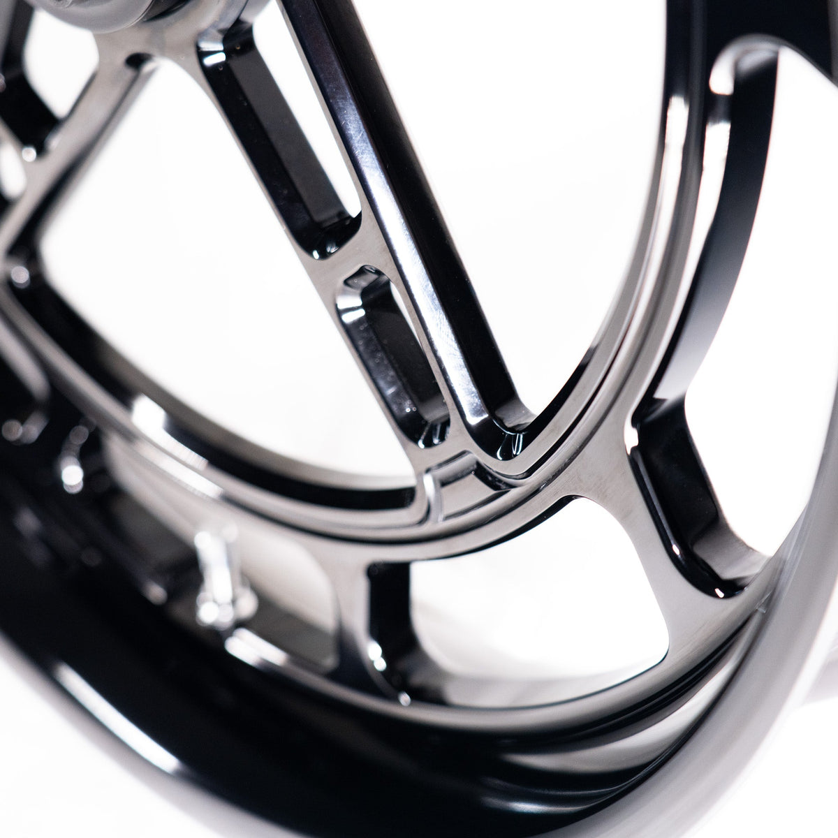 Black Directional 5 Spoke Rear Wheel with Race Hub — 18x5.5" Cush Drive - view 4