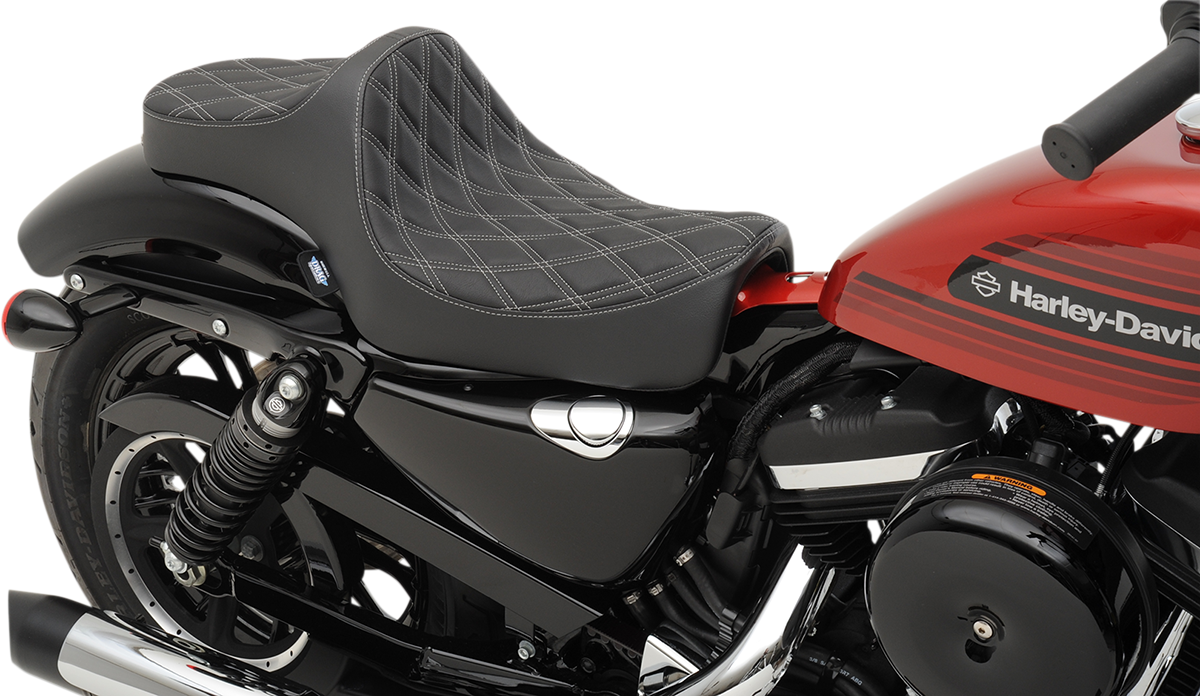 Drag Specialties Predator III Seat – Double Diamond – Silver Stitching – XL '04-'22 – view 3