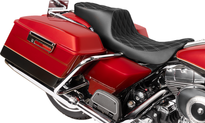 Drag Specialties Predator 2-Up Seat – Vinyl – Double Diamond – Silver Stitching- w/o Backrest – FL '97-'07 – view 3