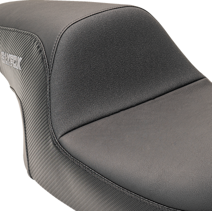 Slyfox Drifter Seat – Gray Logo – Smooth Vinyl – Carbon Fiber – FL '97-'07 – view 3