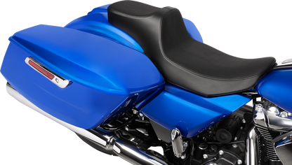 Drag Specialties Extended Reach Predator III Seat – Smooth – Vinyl – FLH/FLT '23-'24 – view 3