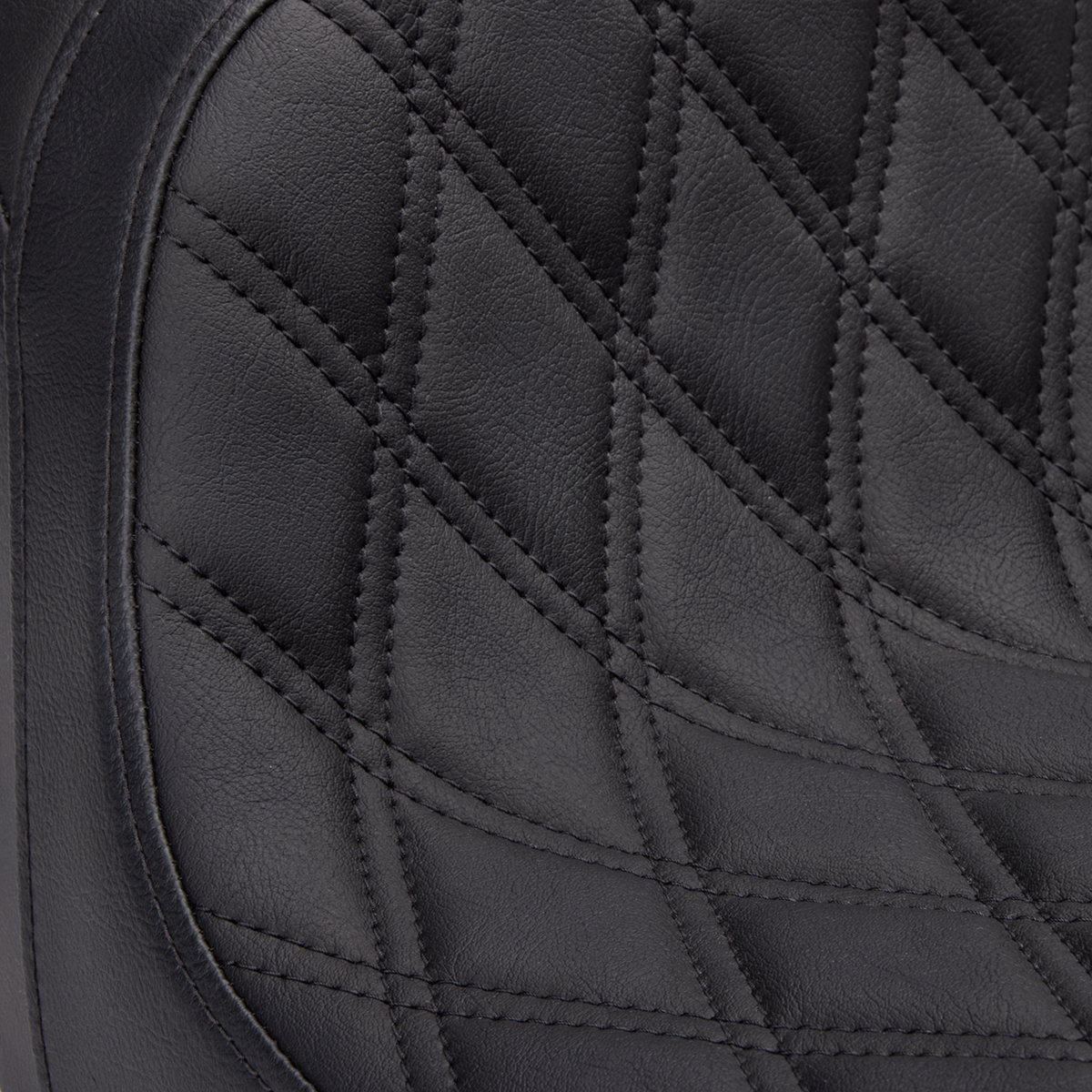 Drag Specialties Predator 2-Up Seat – Vinyl – Double Diamond – w/o Backrest – FLH/FLTR '08-'23 – view 4