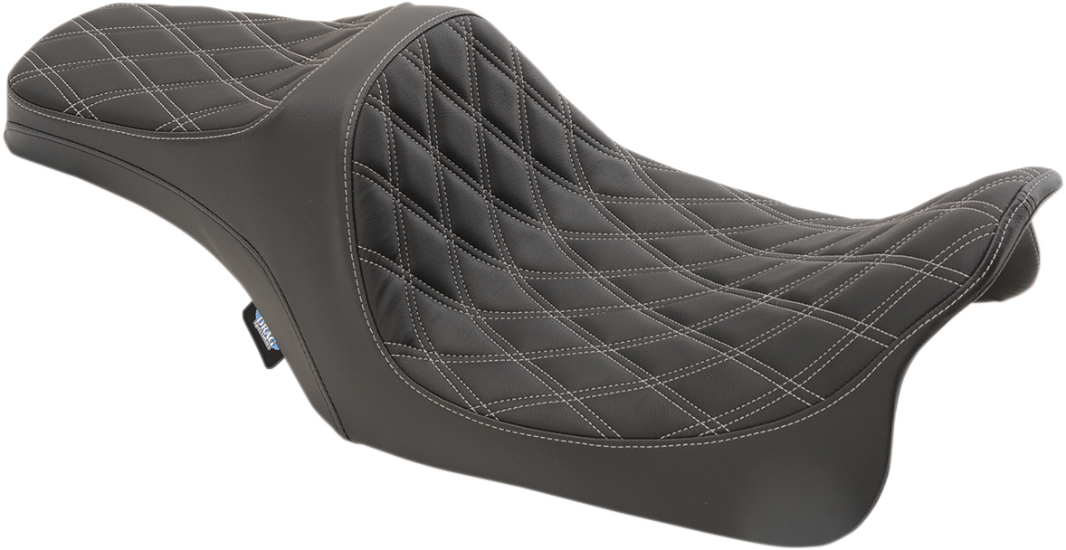 Drag Specialties Predator III Seat – Double Diamond – Silver Stitched – FL '08-'23