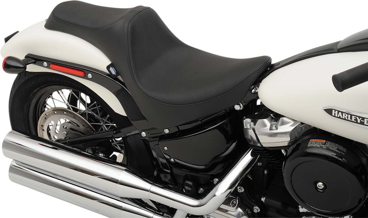 Drag Specialties Predator III Seat – Smooth – FL/FX '18-'23 – view 3