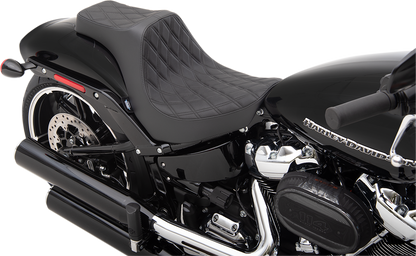 Drag Specialties Predator III Seat – Double Diamond – Black Stitching – FXBR/S '18-'20 – view 3