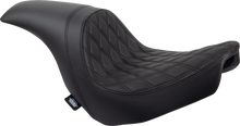 Drag Specialties Predator Seat – Double Diamond w/ Black Sitching – Vinyl – FLSB/FXLR '18-'23