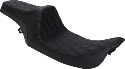 Drag Specialties Predator III Seat – Double Diamond – Black Stitched – FLHR/FLHX '99-'07