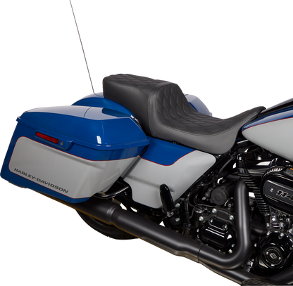 Drag Specialties Predator 2-Up Seat – Vinyl – Double Diamond Black Stitch – w/o Backrest – FL '08-'23