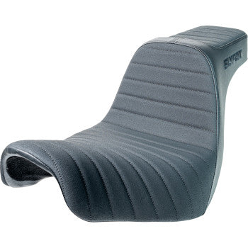 Slyfox Highnoon Tuck N Roll Seat – Black Logo – Harley Softail 2018–2023