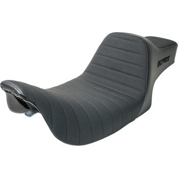 Slyfox Highnoon Seat with Tuck N Roll Gripper - 1997–2007 Harley-Davidson Touring