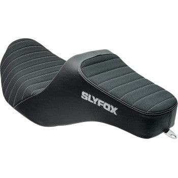 Slyfox Performance Highnoon Seat – Grey Logo & Stitching – Harley Touring 2023.5+