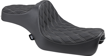 Drag Specialties Predator III Seat – Double Diamond – Silver Stitching – XL '04-'22