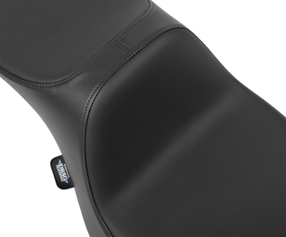 Drag Specialties Extended Reach Predator III Seat – Vinyl/Solar Reflective Leather – Slipstop – FLH/FLT '23-'24 – view 2