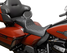 Drag Specialties Predator III Seat – Extended Reach – Double Diamond – Black – FLH/FLT '08-'24 – view 2
