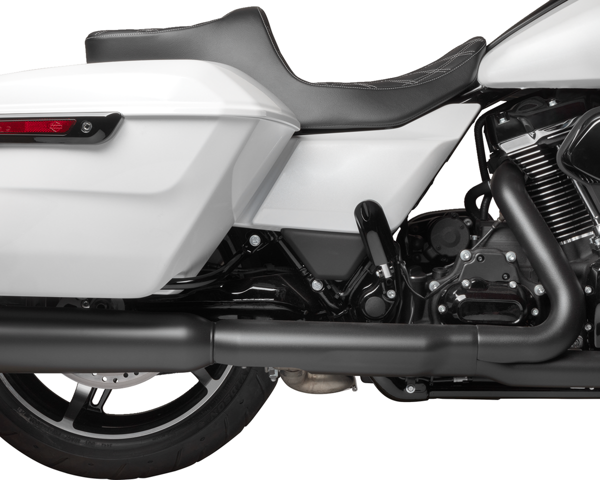 Drag Specialties Predator III 2-Up Seat – Vinyl – Double Diamond – Silver Stitching – FLT/FLH '23-'24 – view 3