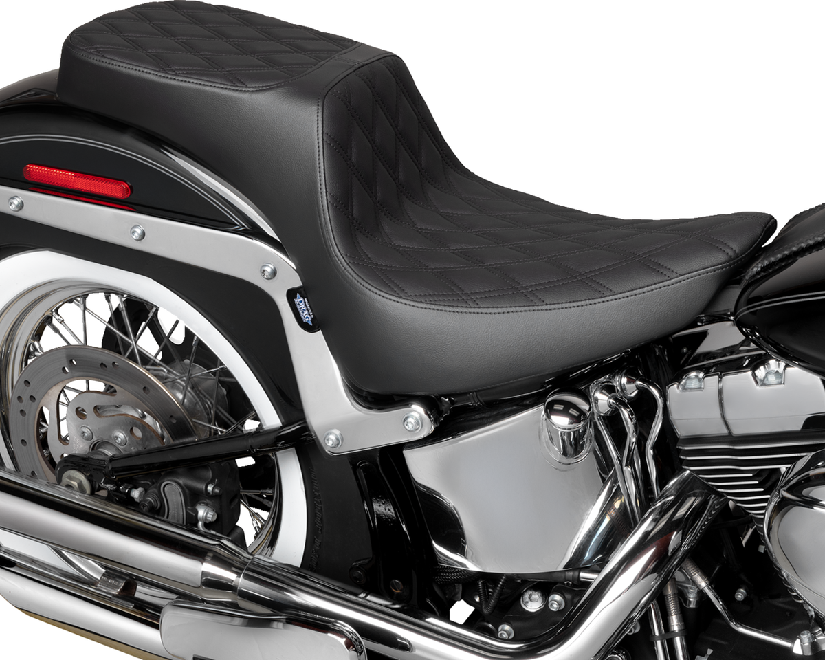 Drag Specialties Performance Predator 2-Up Seat – Vinyl – Double Diamond – Black Thread – FL '00-'17 – view 3