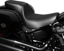 Drag Specialties Predator 2-Up Seat – Solar Leather – Smooth – FLSB/FXLRS '18-'24 – view 2