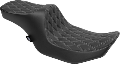 Drag Specialties Predator III 2-Up Seat – Vinyl – Double Diamond – Silver Stitching – FLT/FLH '23-'24