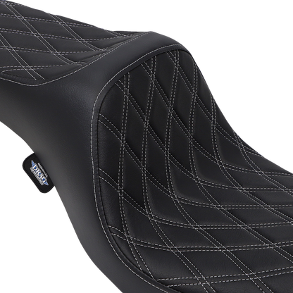 Drag Specialties Predator III Seat – Double Diamond – Silver Stitching – FXD/FLD '06-'17 – view 2