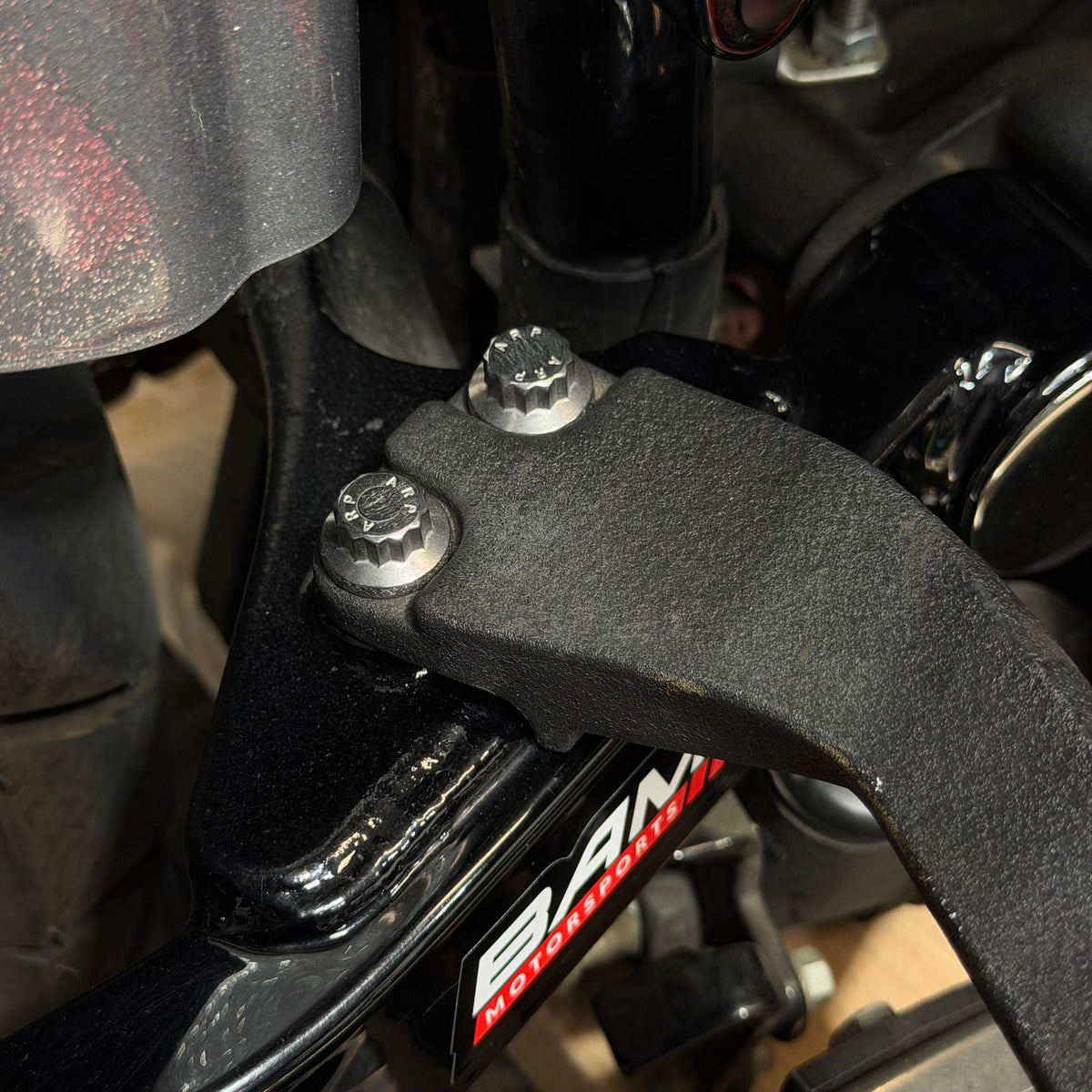 06-17 Dyna Passenger Peg ARP Kit