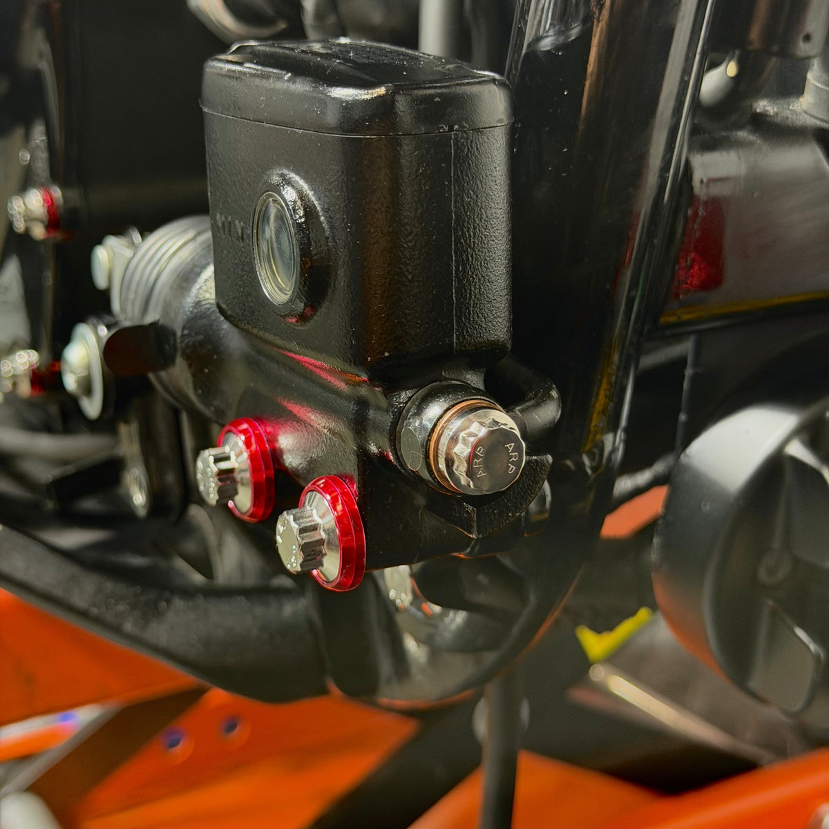 M8 Softail Banjo Bolts
