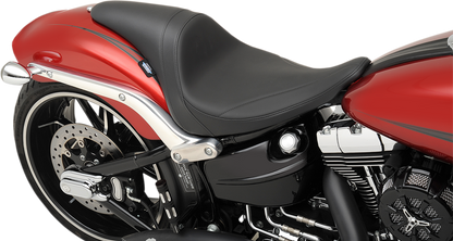 Drag Specialties Predator Seat – Mild Stitch – FXSB '13-'17 – view 3