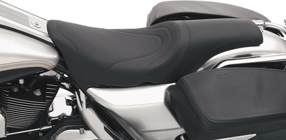 Drag Specialties Predator Seat – Mild Stitch – FLHR/FLHX '97-'07 – view 4