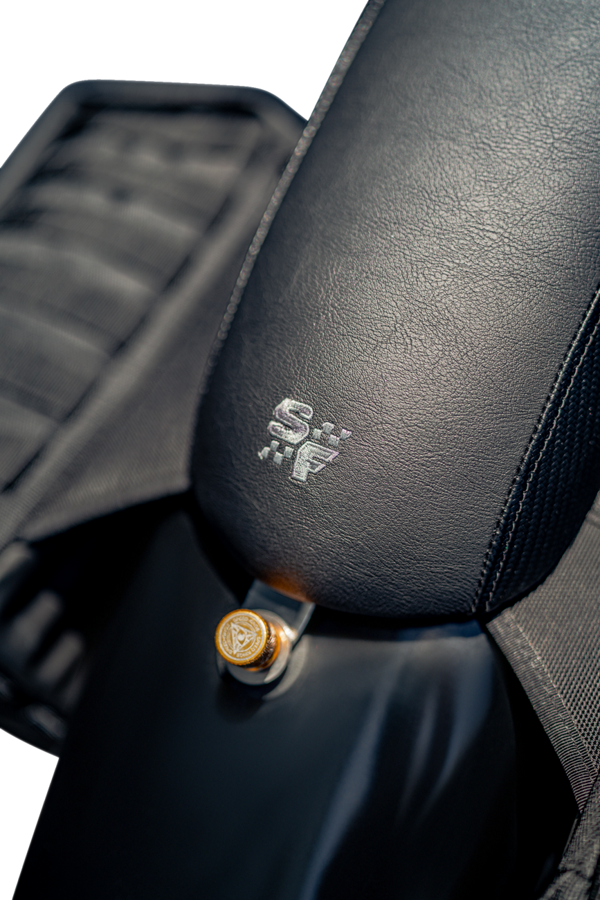 Slyfox Drifter Seat – Gray Logo – Black Vinyl w/ Slipstop – Carbon Fiber – XL '04-'22 – view 6