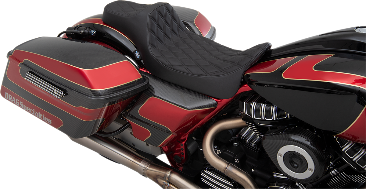 Drag Specialties Predator III Seat – Extended Reach – Double Diamond – Black Stitching – FL '08-'23