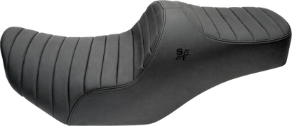 Slyfox Chariot Seat – Black Classic Stitch – Black Logo – FLH/FLT '23.5-'26 – view 2