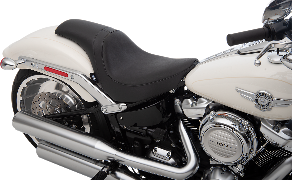 Drag Specialties Predator Seat – Vinyl – Smooth – FL/FX '18-'25 – view 3