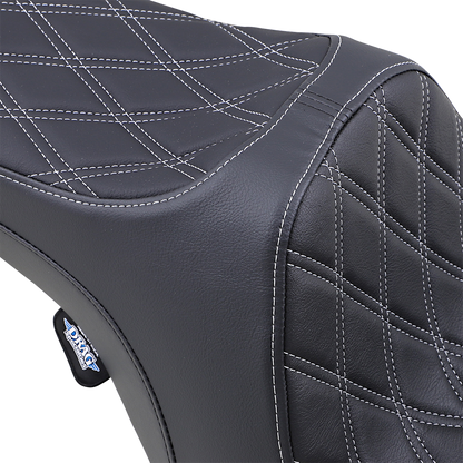 Drag Specialties Predator III Seat – Double Diamond – Silver Stitched – FLHR/FLHX '99-'07 – view 2