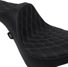 Drag Specialties Predator III Seat – Double Diamond – Silver Stitching – FL/FX '18-'23 – view 2
