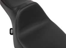 Drag Specialties Extended Reach Predator III Seat – Vinyl/Solar Leather – Smooth – FLT/FLH '23-'25 – view 2