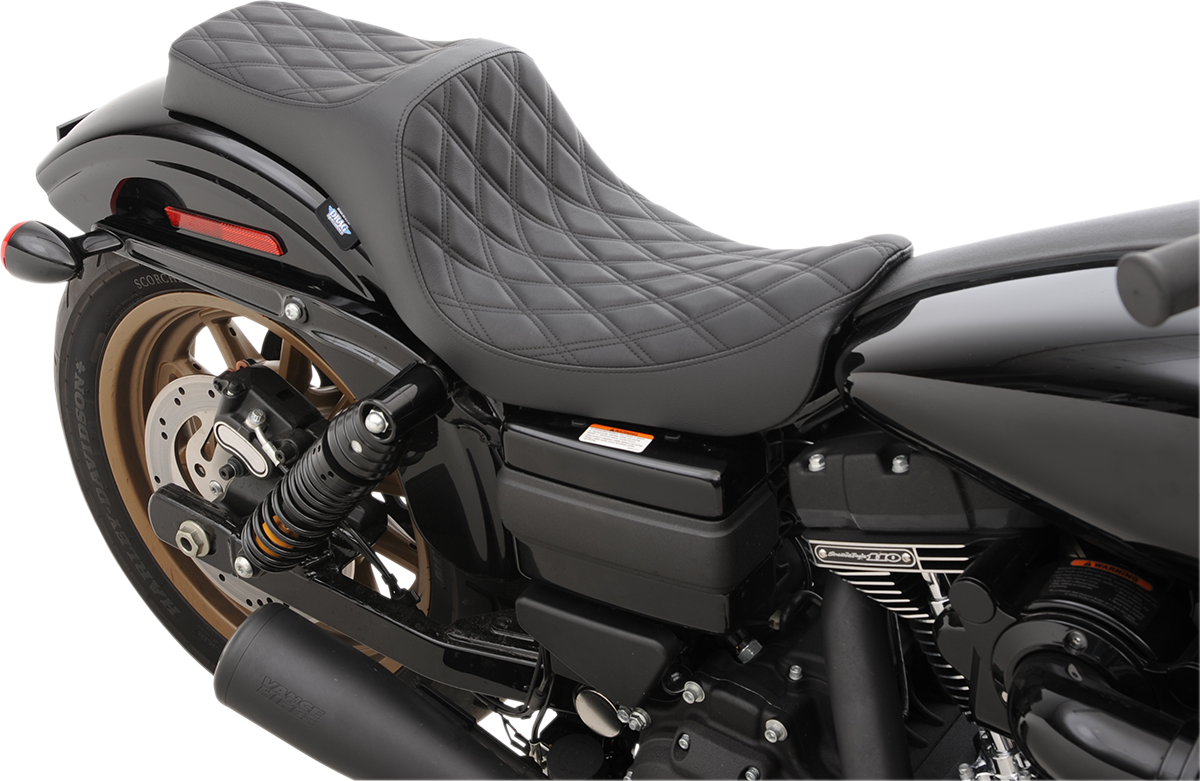 Drag Specialties Predator III Seat – Double Diamond – Black Stitching – FXD/FLD '06-'17 – view 3