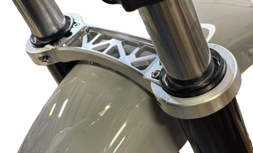 HHI 49mm Billet Fork Brace for Harley-Davidson Baggers (2014+)