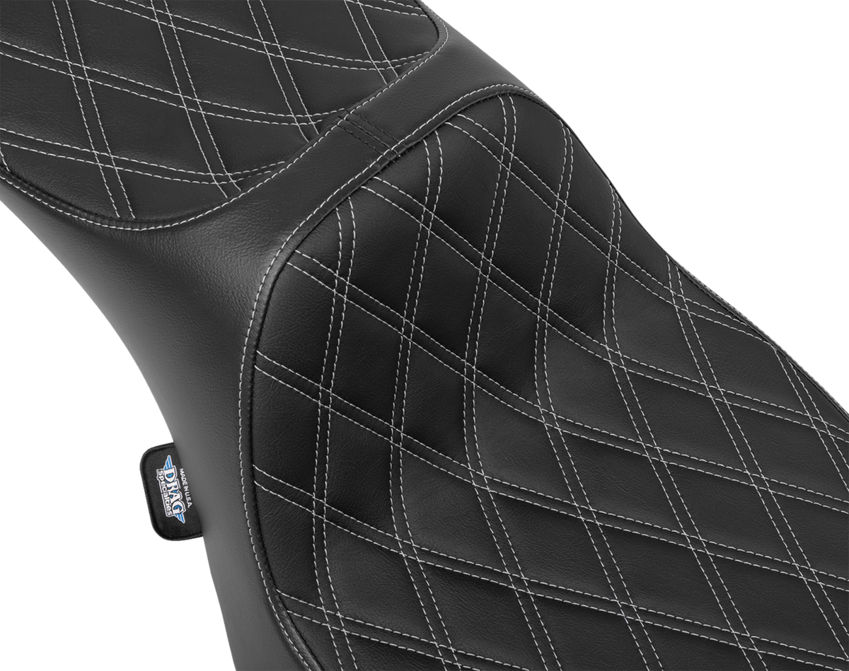 Drag Specialties Extended Reach Predator III Seat – Double Diamond – Silver Stitching – Vinyl – FLH/FLT '23-'24 – view 2