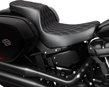 Drag Specialties Predator 2-Up Seat – Vinyl – Double Diamond – Silver Stitching – FLSB/FXLRS '18-'24 – view 3