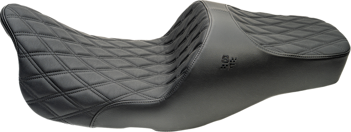 Slyfox Chariot Seat – Black Double Diamond Stitch – Black Logo – FLH/FLT '23.5-'26 – view 2