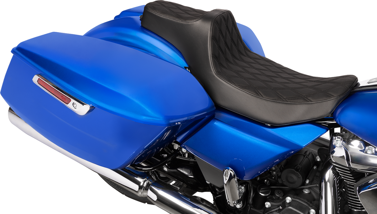 Drag Specialties Extended Reach Predator III Seat – Vinyl – Black Double Diamond Stitch – FLH/FLT '23-'25 – view 3