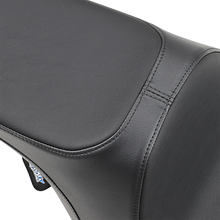 Drag Specialties Predator III Seat – Smooth – FLHR/FLHX '99-'07 – view 2
