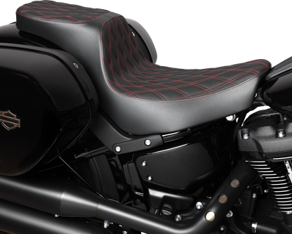 Drag Specialties Predator 2-Up Seat – Vinyl – Double Diamond – Red Stitching – FLSB/FXLRS '18-'24 – view 2