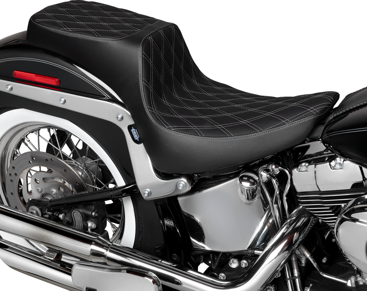 Drag Specialties Performance Predator 2-Up Seat – Vinyl – Double Diamond – Silver Thread – FL '00-'17 – view 3