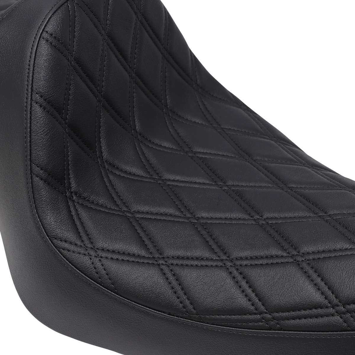 Drag Specialties Predator III Seat – Double Diamond – Black Stitching – 'XL 04-'22 – view 2