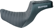 Slyfox High Noon Seat – Vinyl – Classic Stitch – Silver Logo – FL/FX '18-'24