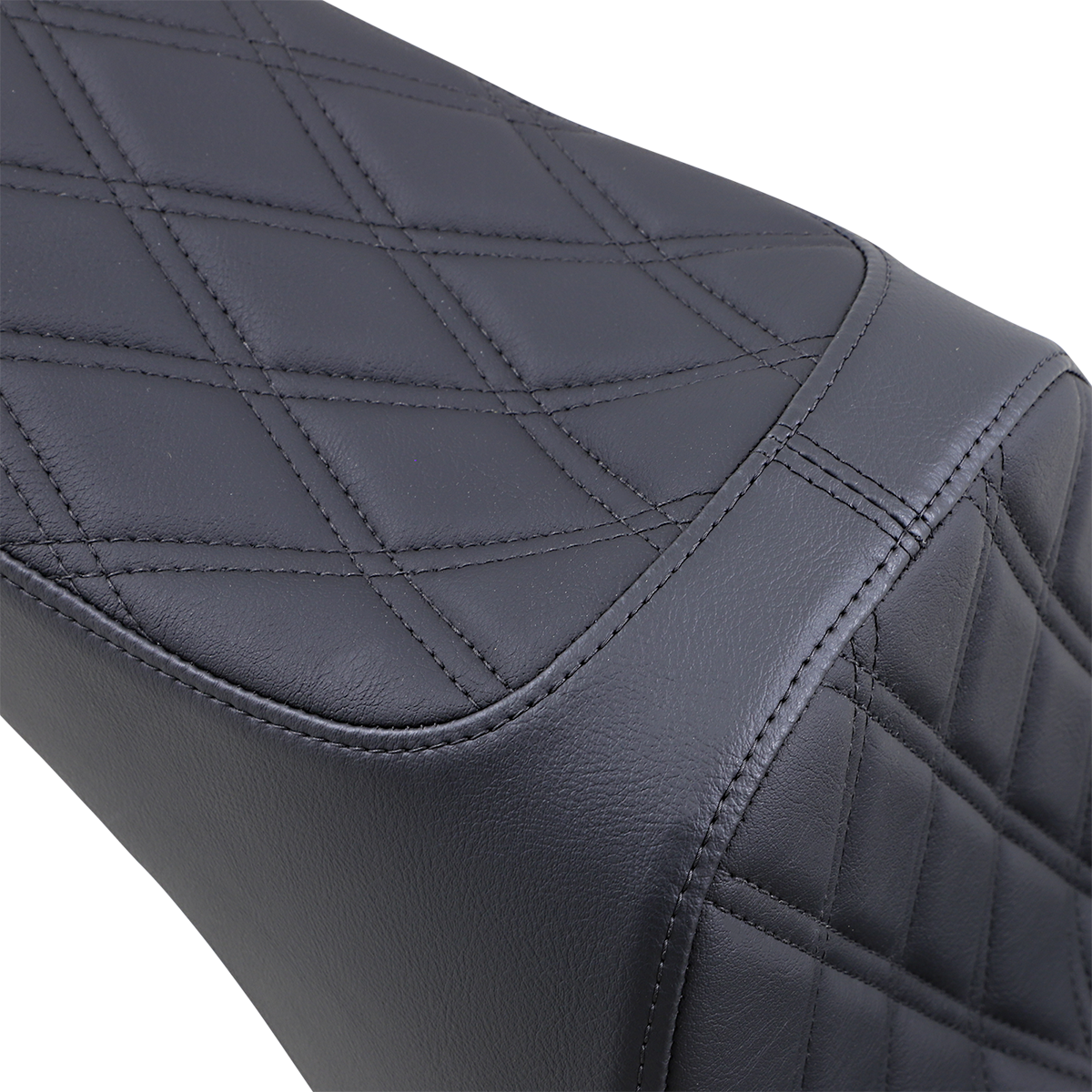 Drag Specialties Predator III 2-Up Seat – Vinyl – Double Diamond – Black Stitching – Softail '06-'17 – view 2