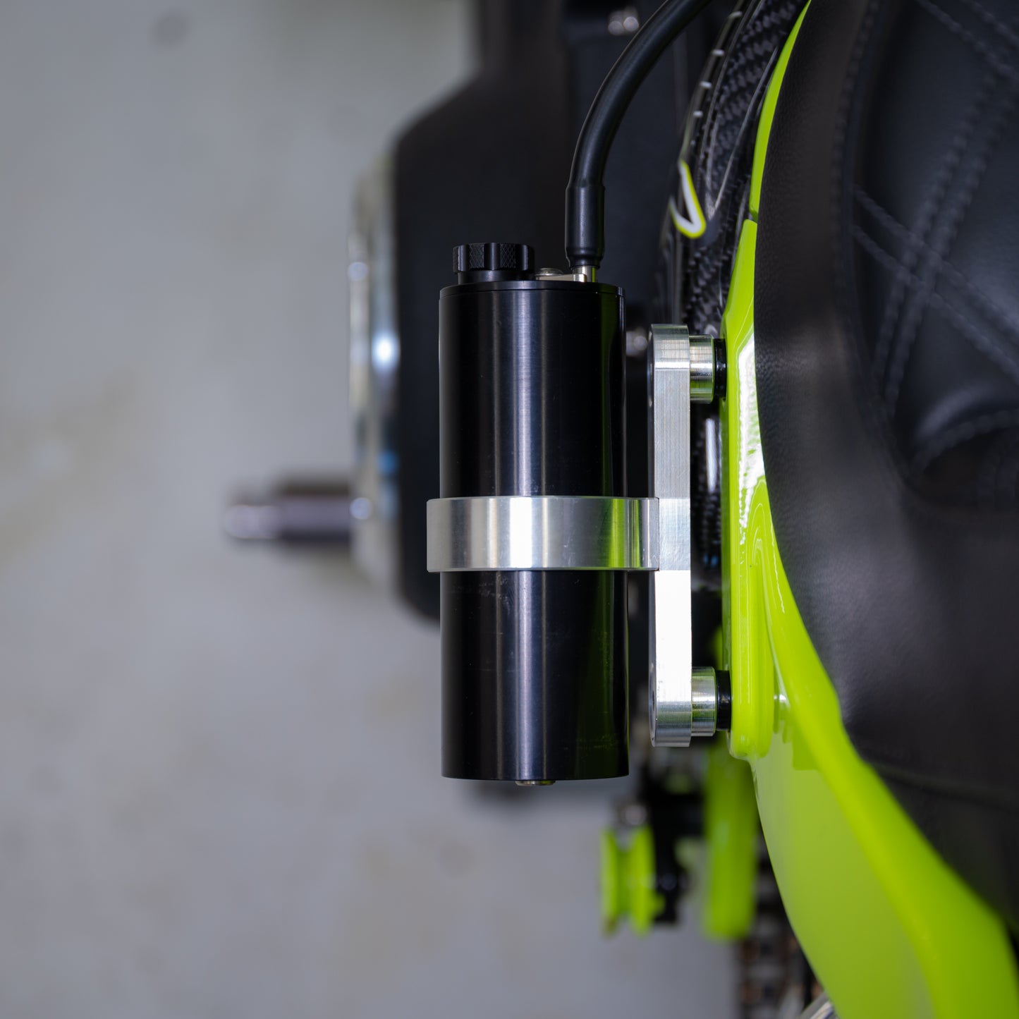 2018+ Softail Shock - Remote Reservoir 12.5" & 13.5"