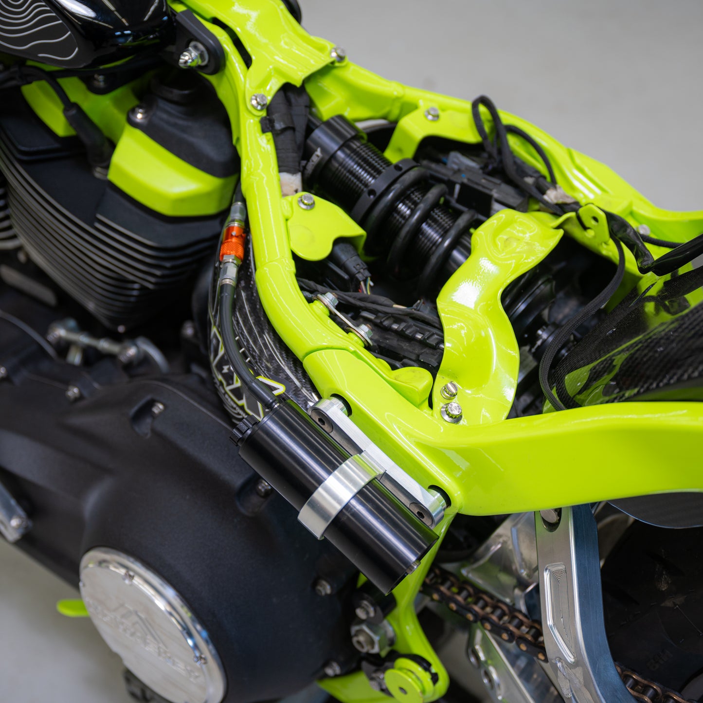 2018+ Softail Shock - Remote Reservoir 12.5" & 13.5"