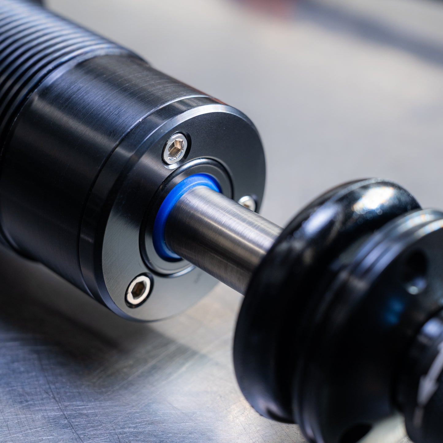 2018+ Softail Shock - Remote Reservoir 12.5" & 13.5"
